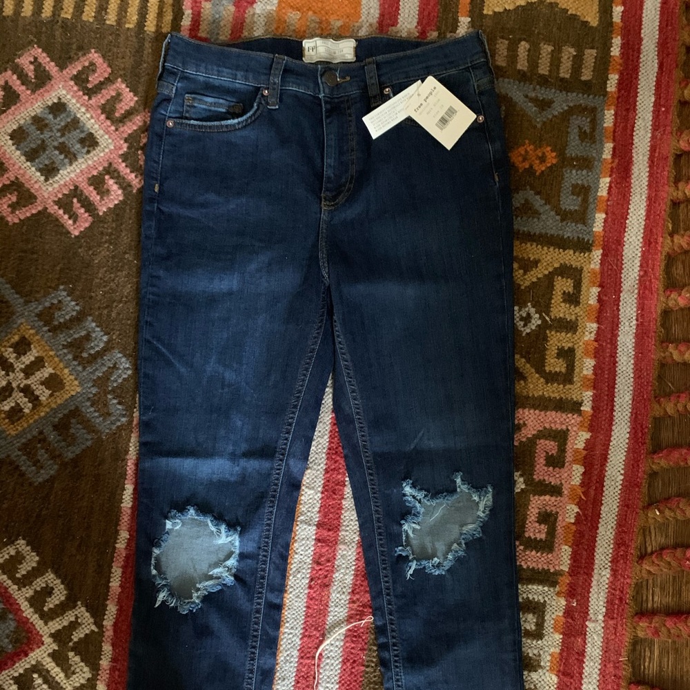 Free People
High Rise Busted Skinny Jeans